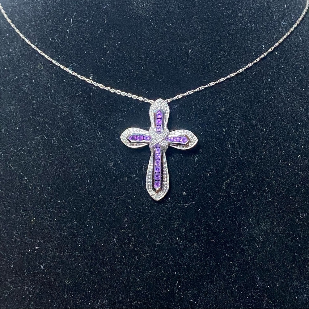 14K White Gold Diamond Pendant Cross with Amethyst
